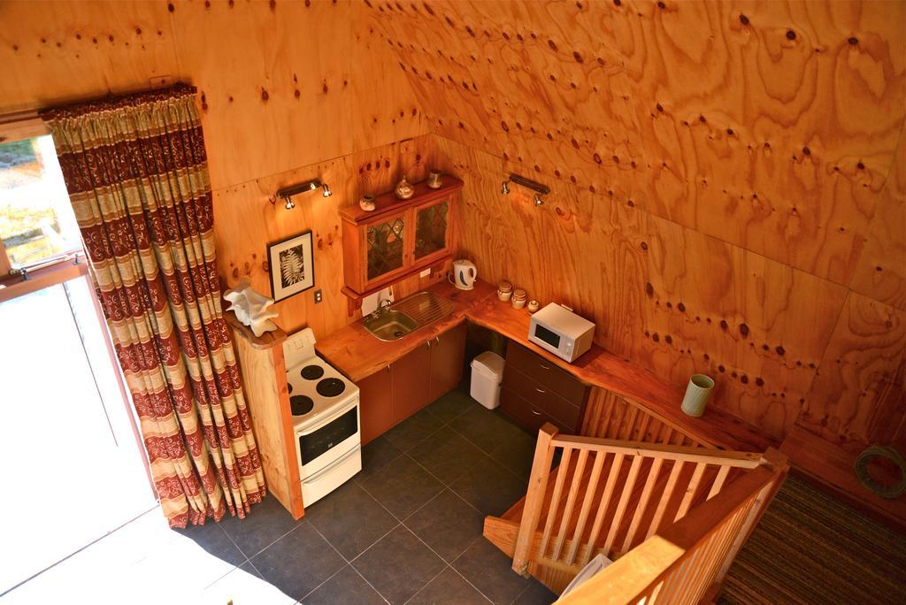Barn Bed And Breakfast Waitati Exteriör bild